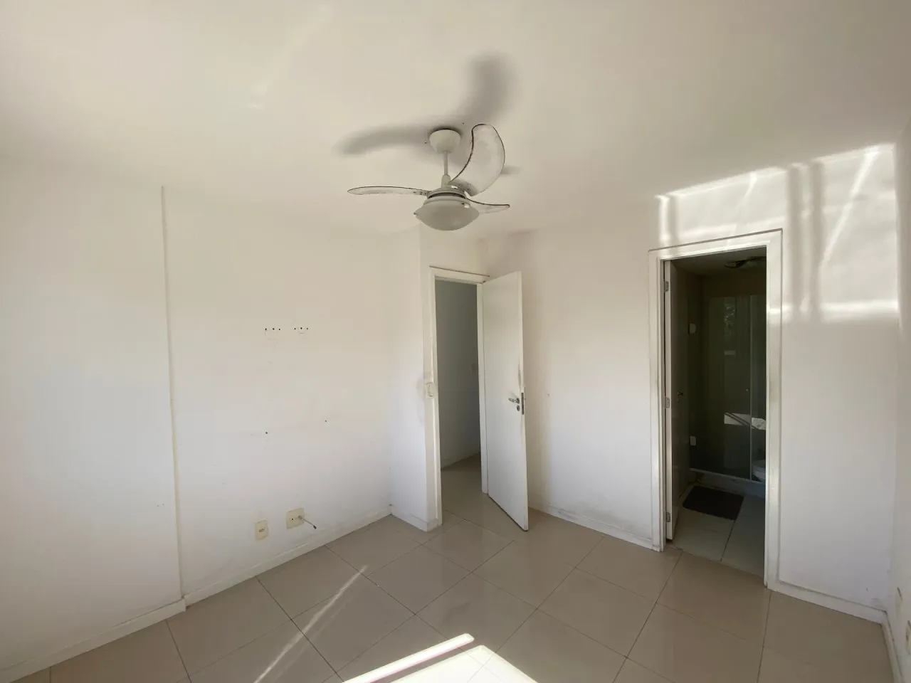 3-bedroom apartment with balcony and built-in grill — photo 12