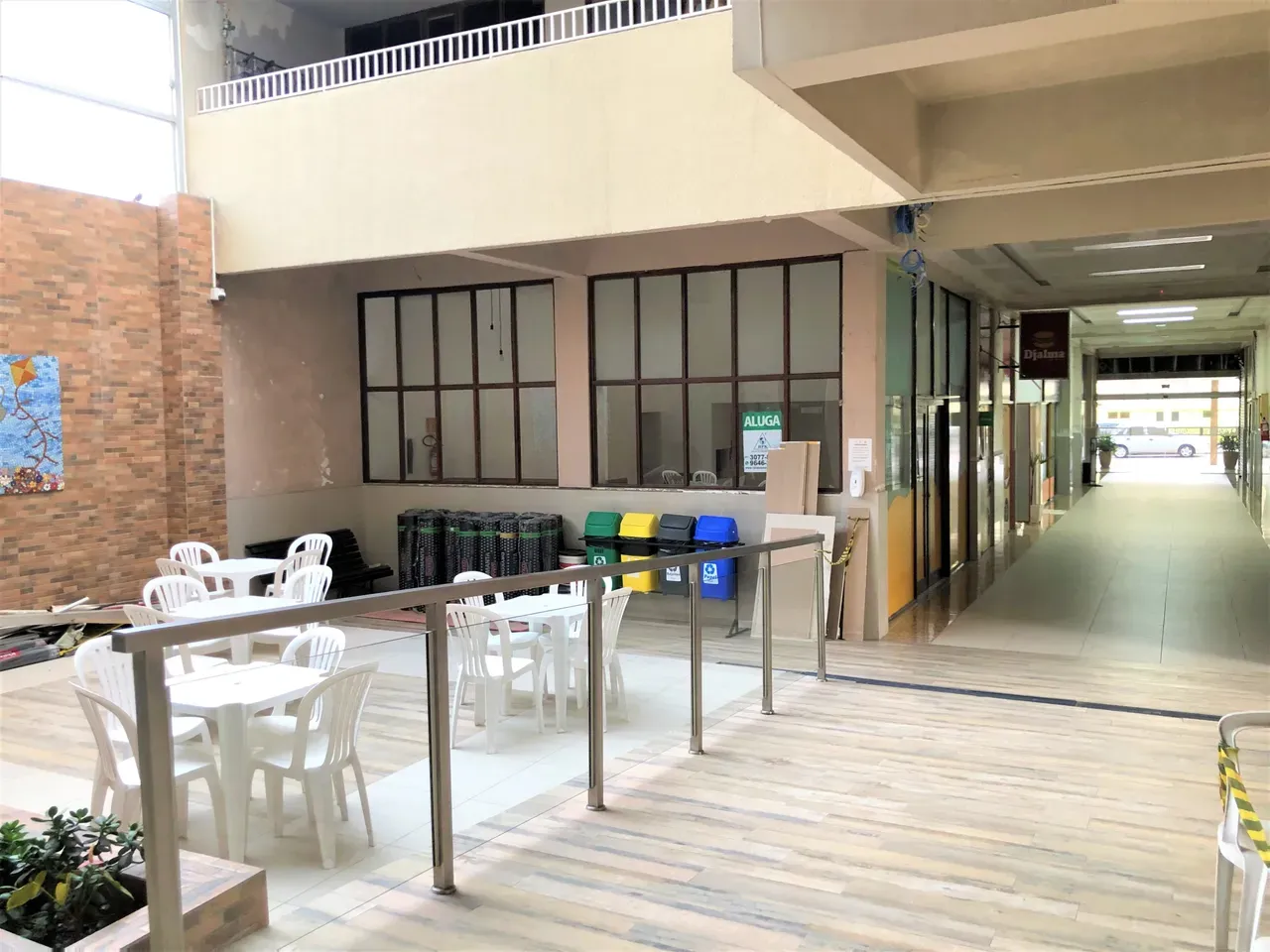 1 quarto e piso de madeira ou laminado: apartamento de 31 m² — photo 19
