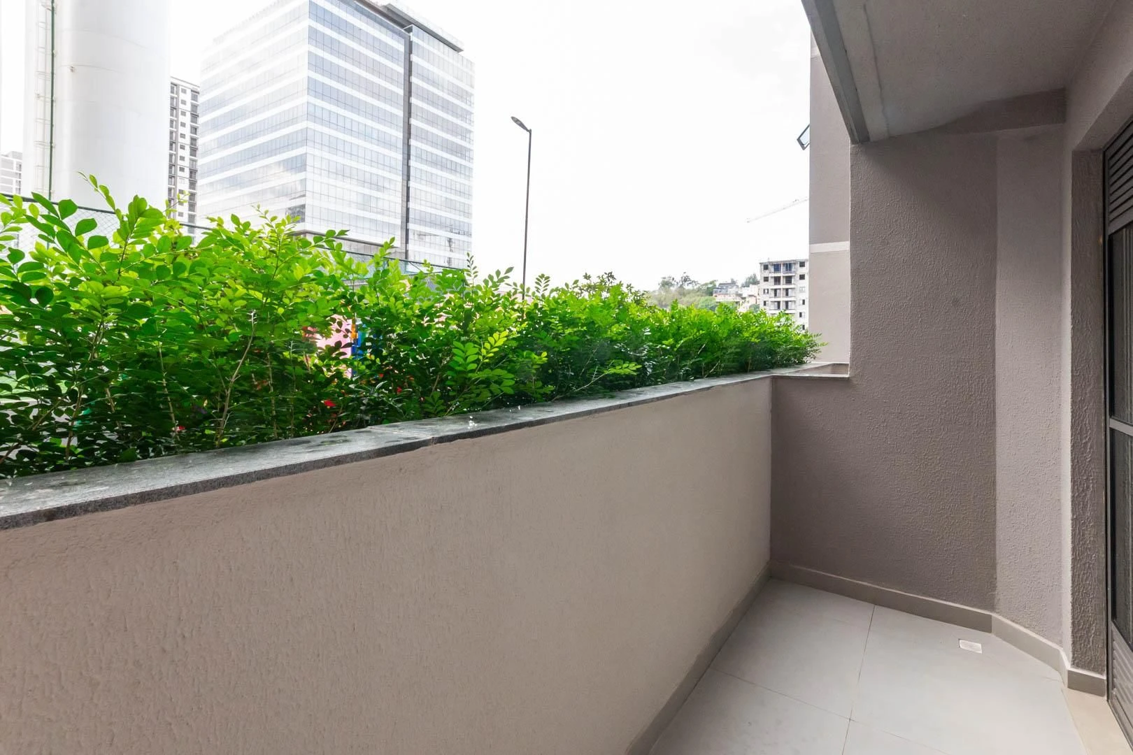 Apartamento para aluguel com 2 quartos e varanda — photo 26