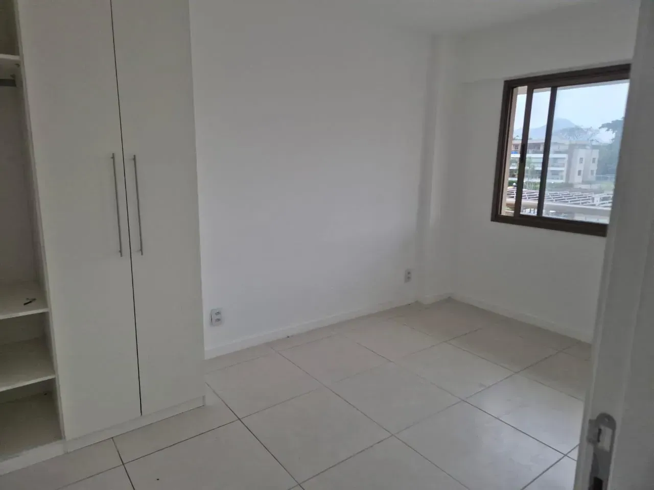 Mountain view in a 2-bedroom apartment, 140 m² — photo 17