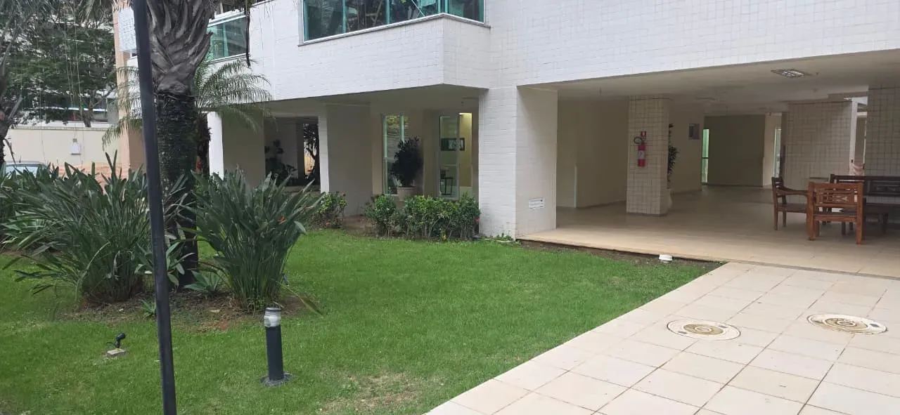 Unfurnished 2-bedroom apartment with 2 bathrooms — photo 13