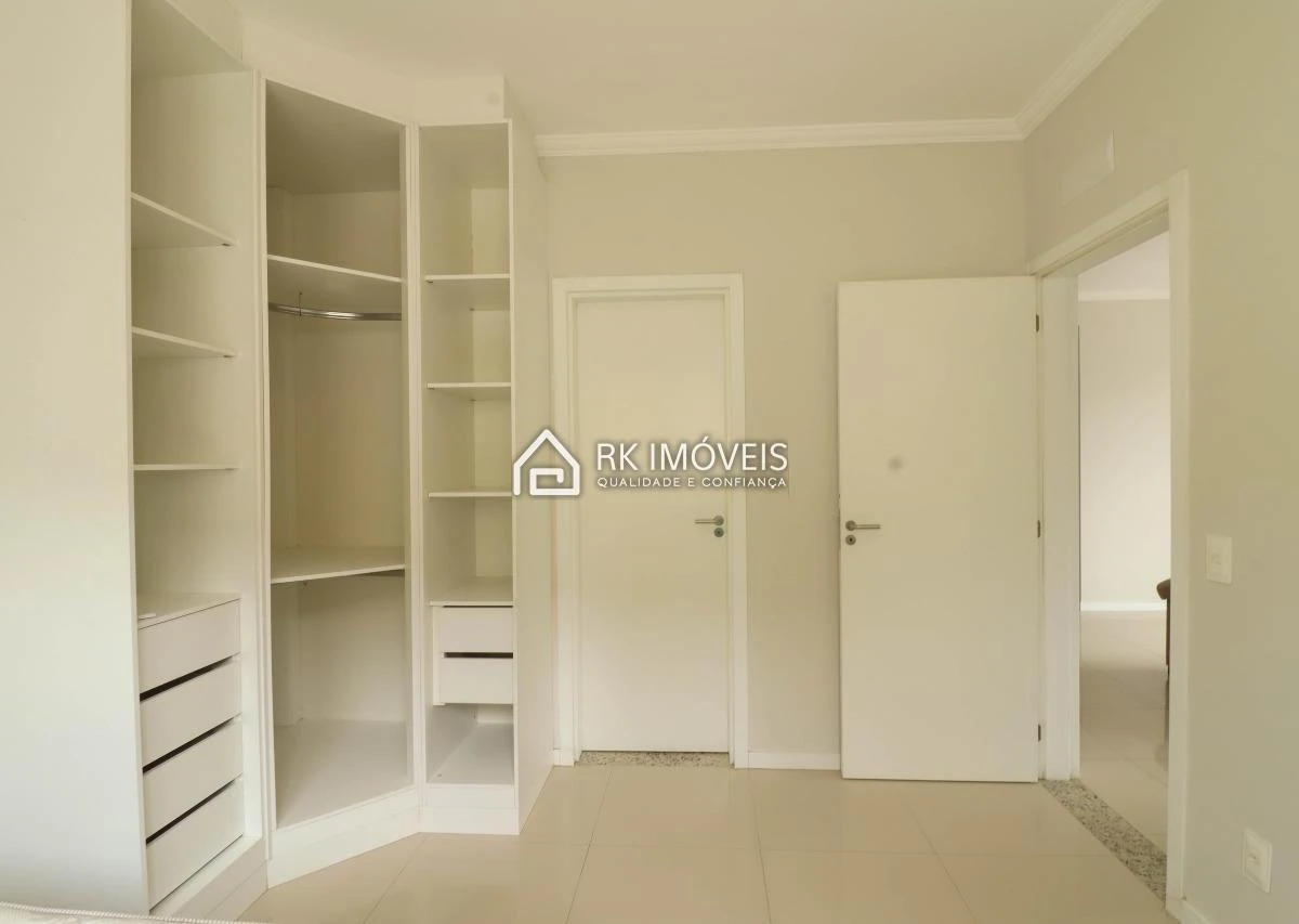 Furnished apartment, 62 m², with a washing machine — photo 6