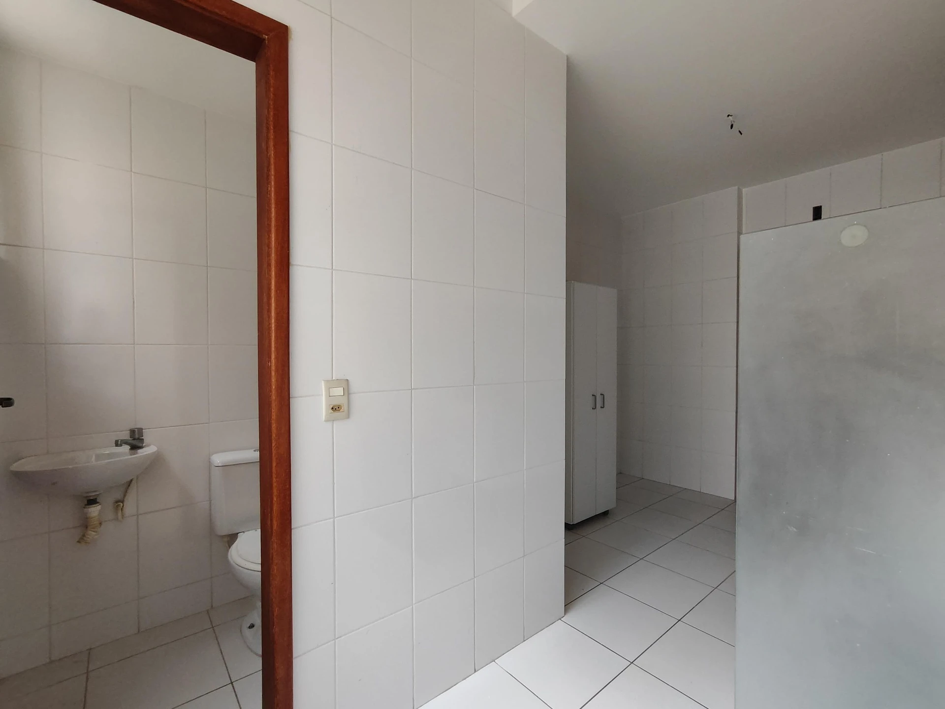 3-bedroom apartment, 1 with its own bathroom, 100 m² — photo 35