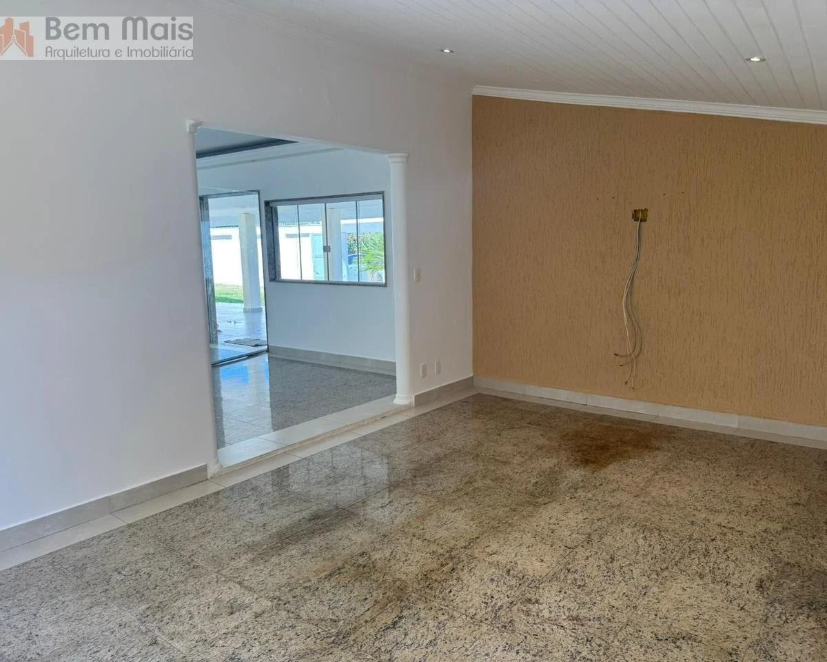 Casa sem mobília com ar-condicionado e 4 quartos — photo 18