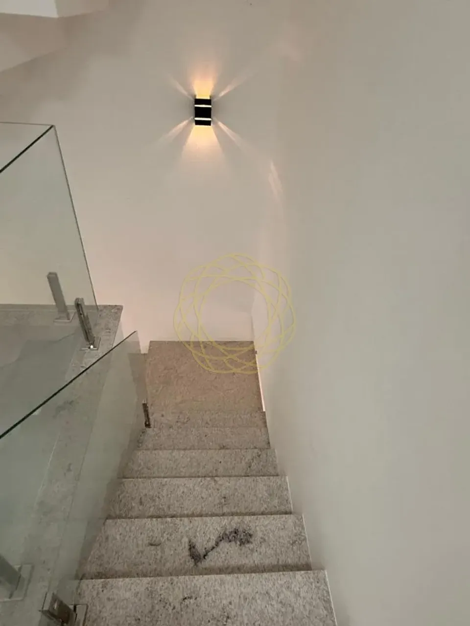 Casa com 4 quartos e 5 banheiros, 280 m² — photo 19
