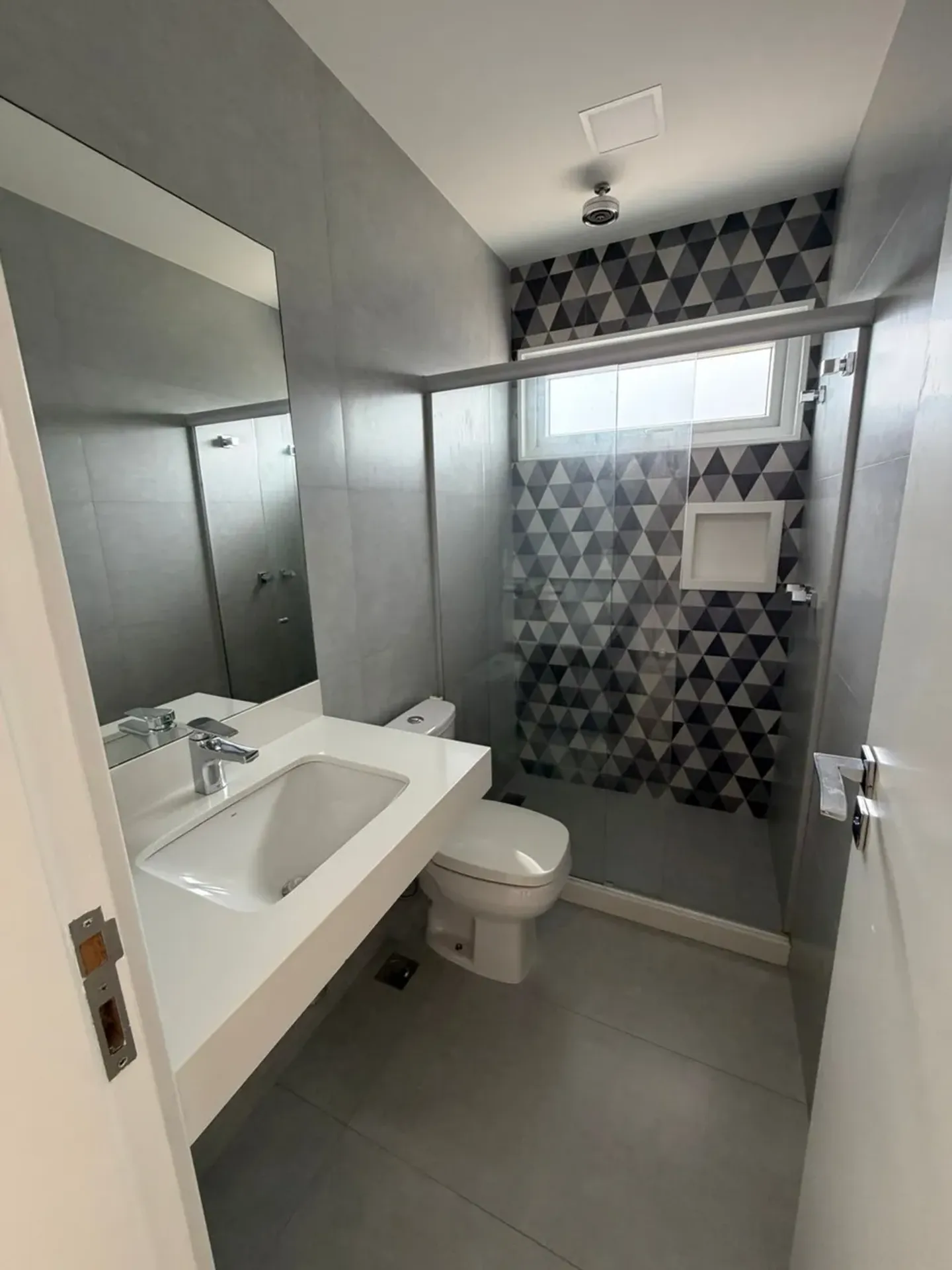 Rental house with 4 bedrooms, 5 baths and 360 m² — photo 34