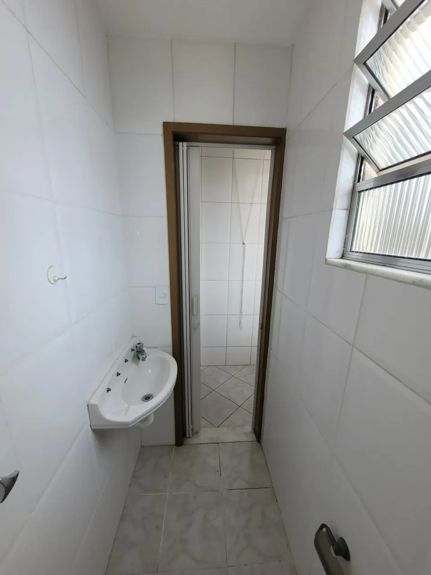 72 m² apartment with 3 bedrooms and electric showers — photo 25