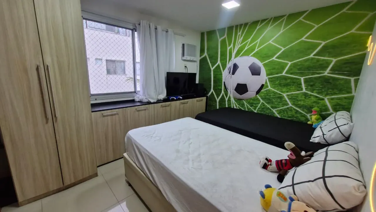 Furnished penthouse with 4 en-suite bedrooms, 186 m² — photo 25