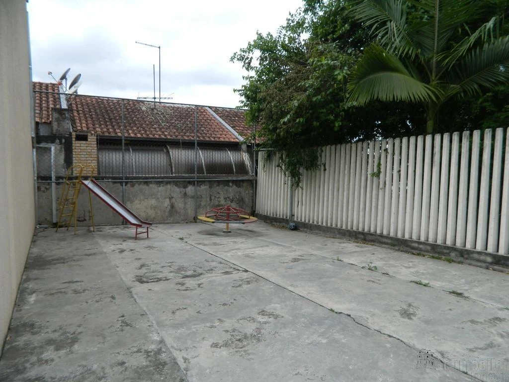 3-bedroom house with a grill on the balcony in Curitiba — photo 46