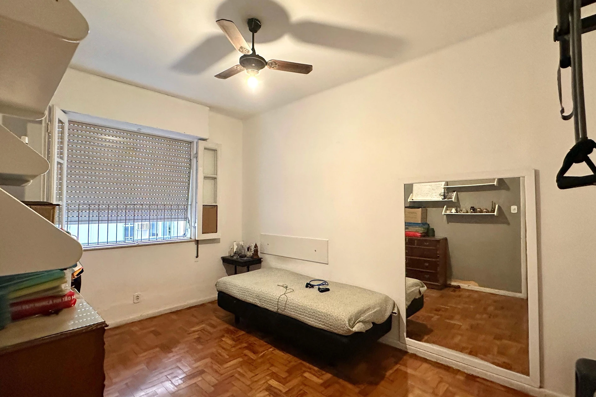 Furnished apartment with 3 bedrooms and 2 bathrooms — photo 9
