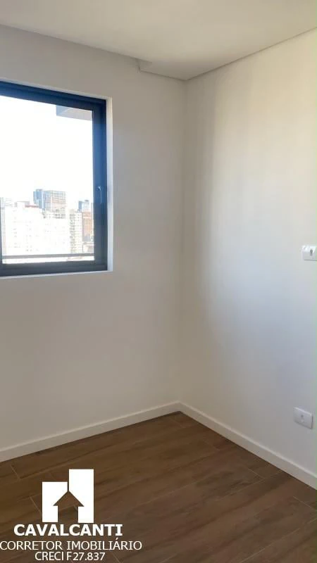 Apartment, 40 m², with a glass-enclosed balcony — photo 15