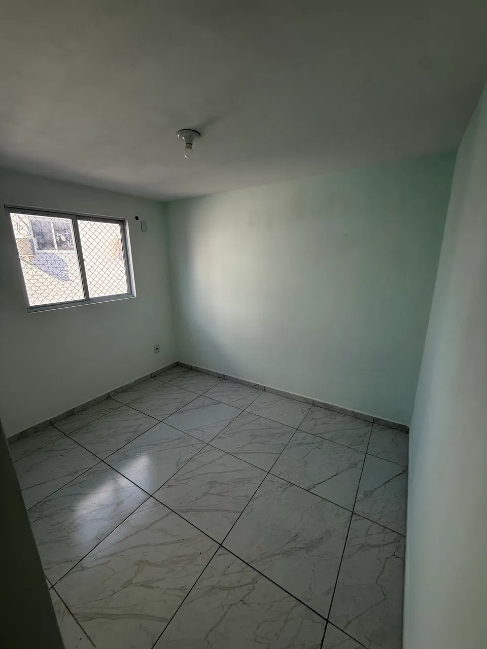 Unfurnished apartment with 2 bedrooms and 2 bathrooms — photo 16