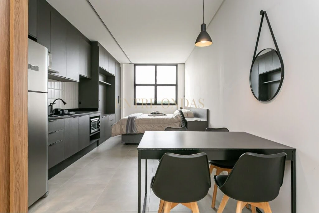 Furnished studio, 27 m², with a home office — photo 8