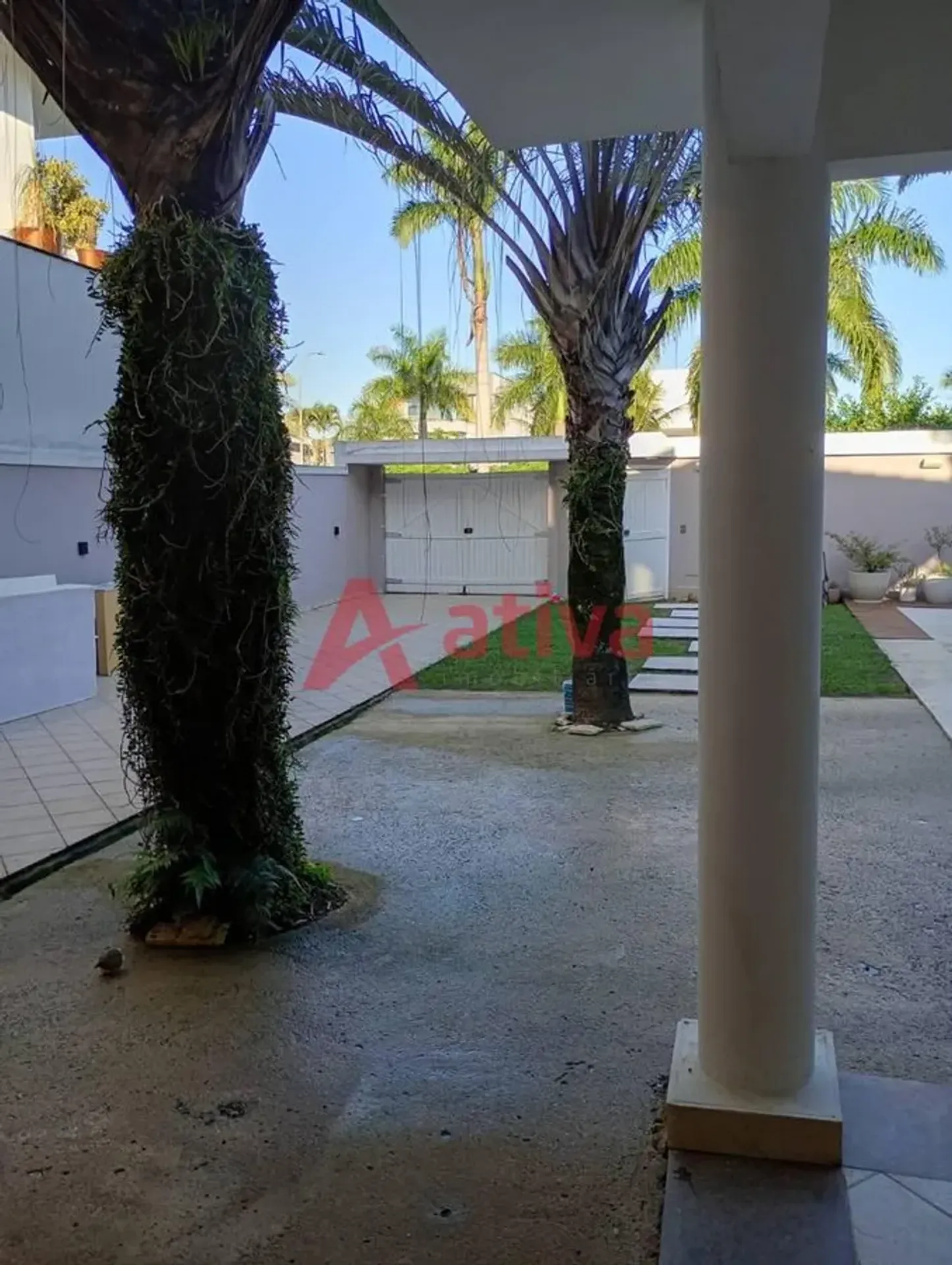 Furnished house with 4 bedrooms and 500 m² — photo 5
