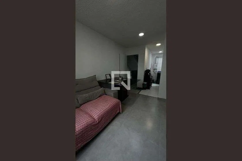 Rental apartment with 2 bedrooms and a balcony