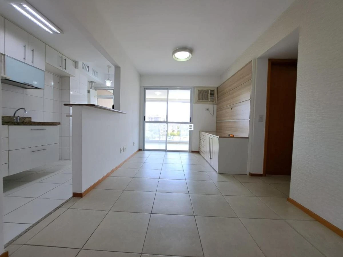Glass-enclosed balcony in a 3-bedroom apartment, 75 m² — photo 5