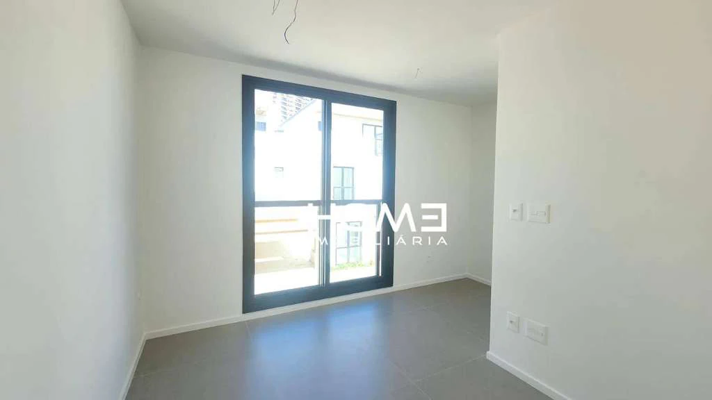 Casa com 4 suítes e 450 m² com 4 vagas — photo 19
