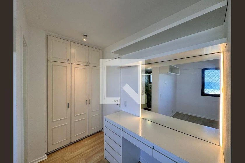 Apartamento de 172 m² com 4 quartos e 2 vagas — photo 35
