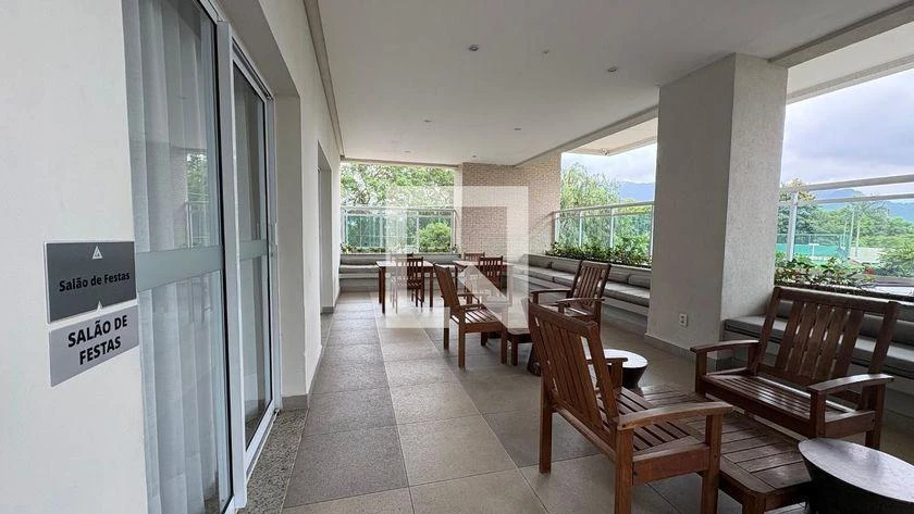 Furnished apartment, 85 m², with a water view — photo 2