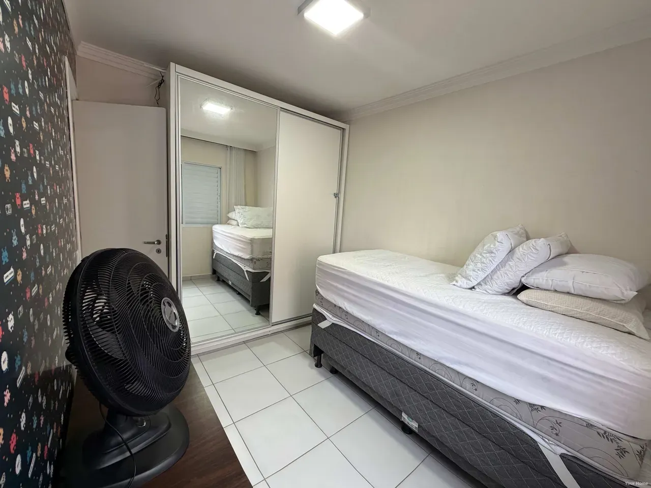 2-bedroom apartment in a building with a pool — photo 10