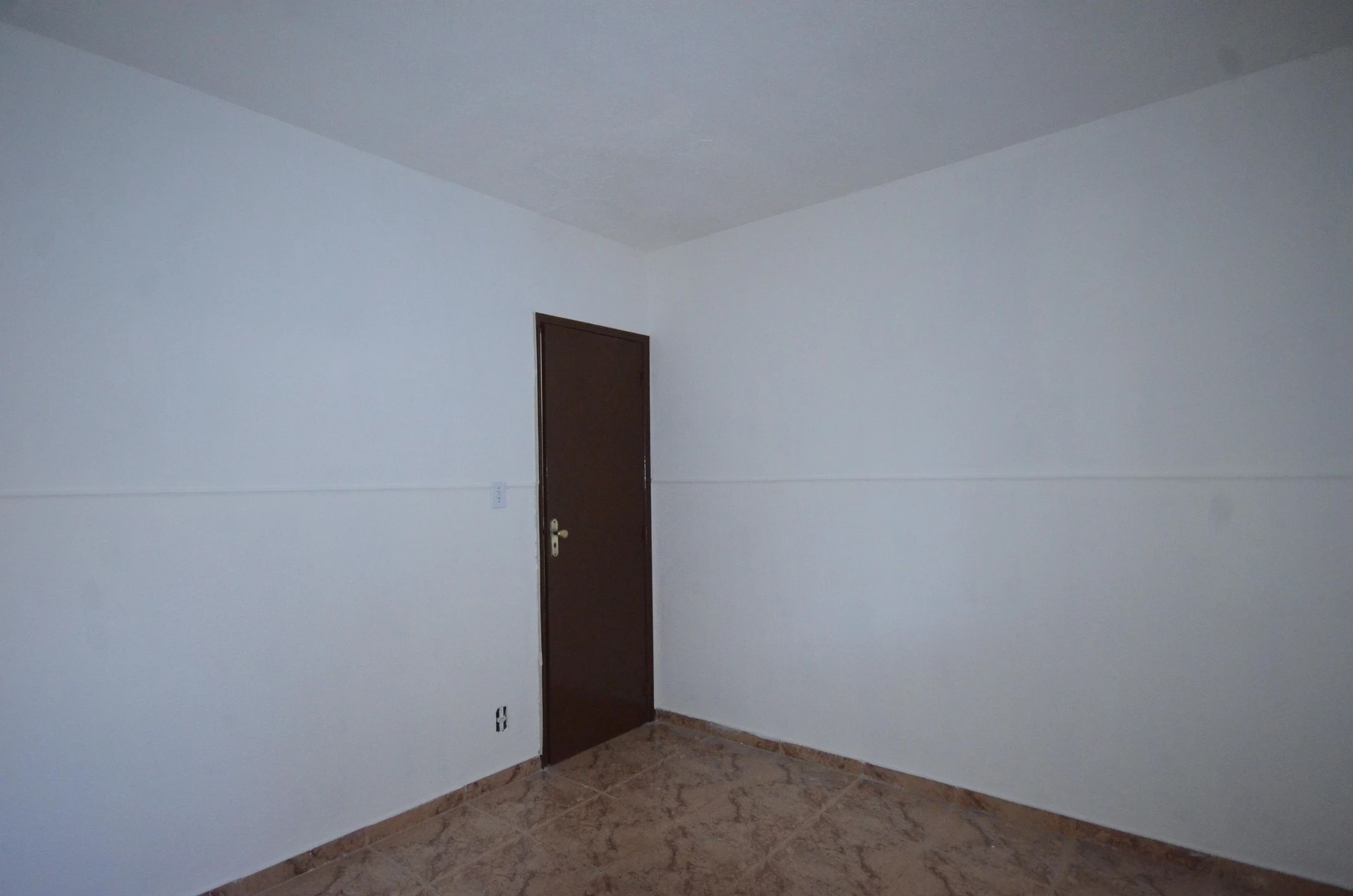 2-bedroom house with a washing machine — photo 23