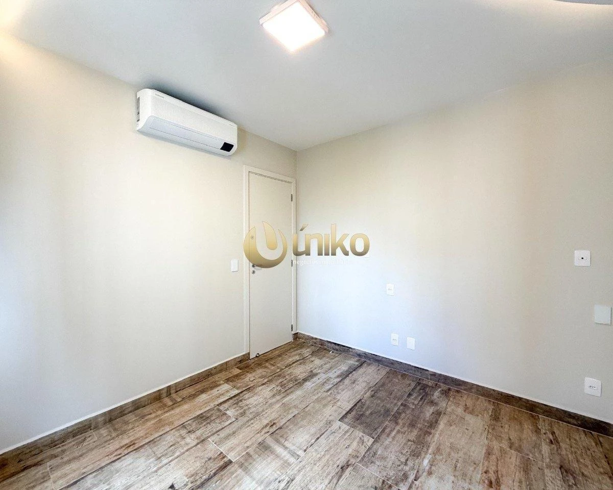3-bedroom apartment with a washing machine in Curitiba — photo 13