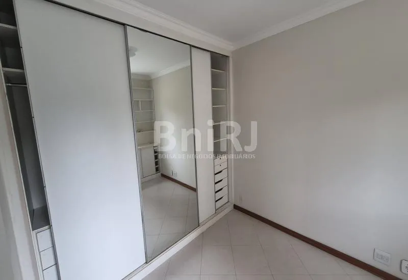 Home office in a 3-bedroom apartment, 110 m² — photo 3