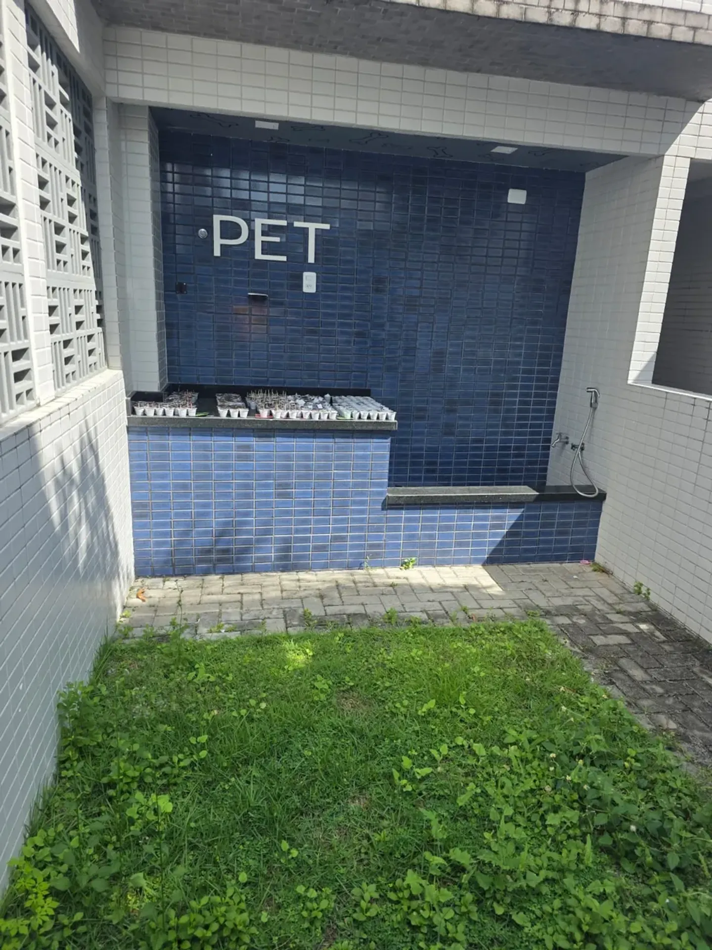 Furnished apartment, 57 m², with a grill on the balcony — photo 26