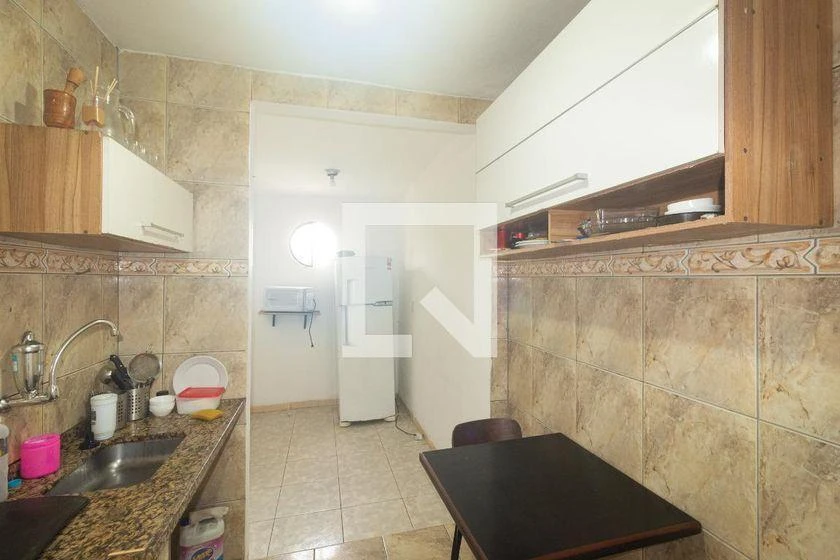 Furnished 1-bedroom house with 57 m² and no parking — photo 34
