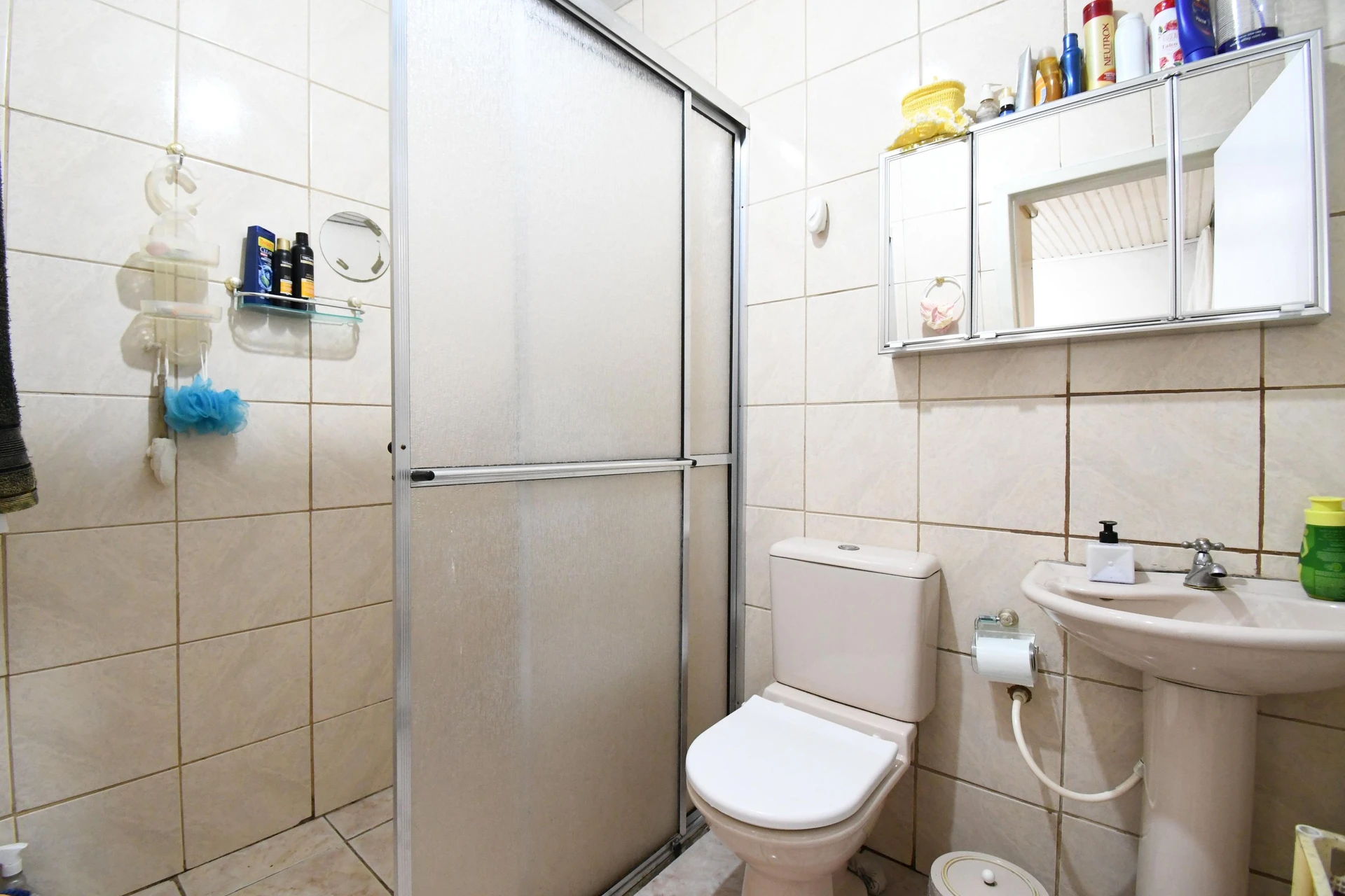 Casa de 55 m² con lavadora y balcón cerrado con vidrio — photo 20