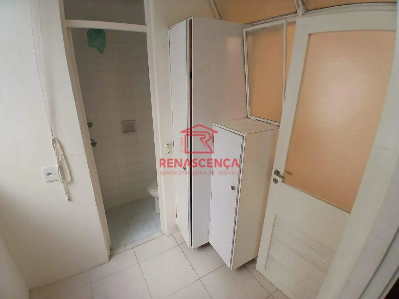 Unfurnished apartment with 3 bedrooms and 3 bathrooms — photo 28
