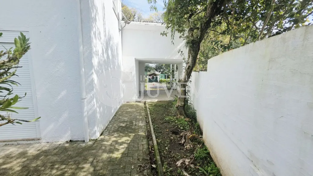 Unfurnished 125 m² house with 3 bedrooms — photo 30