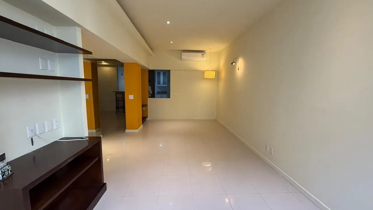 96 m² apartment with a walk-in closet and a home office — photo 12