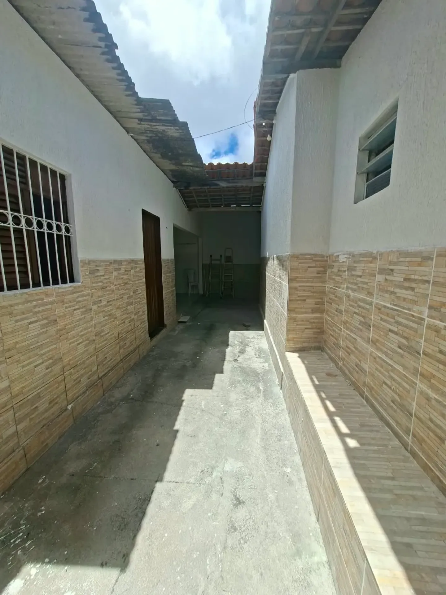 4-bedroom house, 2 with their own bathrooms, 200 m² — photo 29