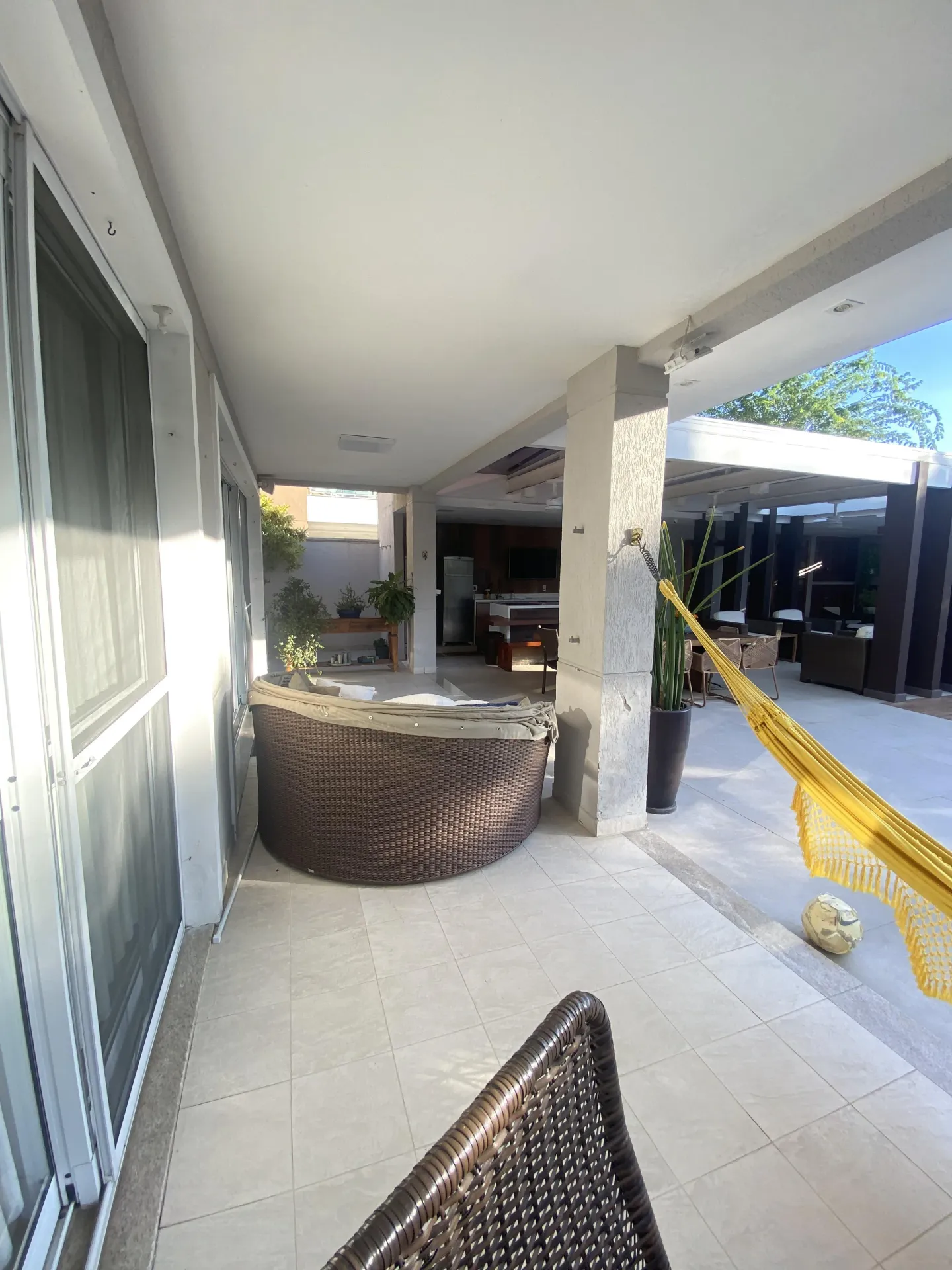 Casa de condomínio com 5 quartos e 500 m² — photo 11