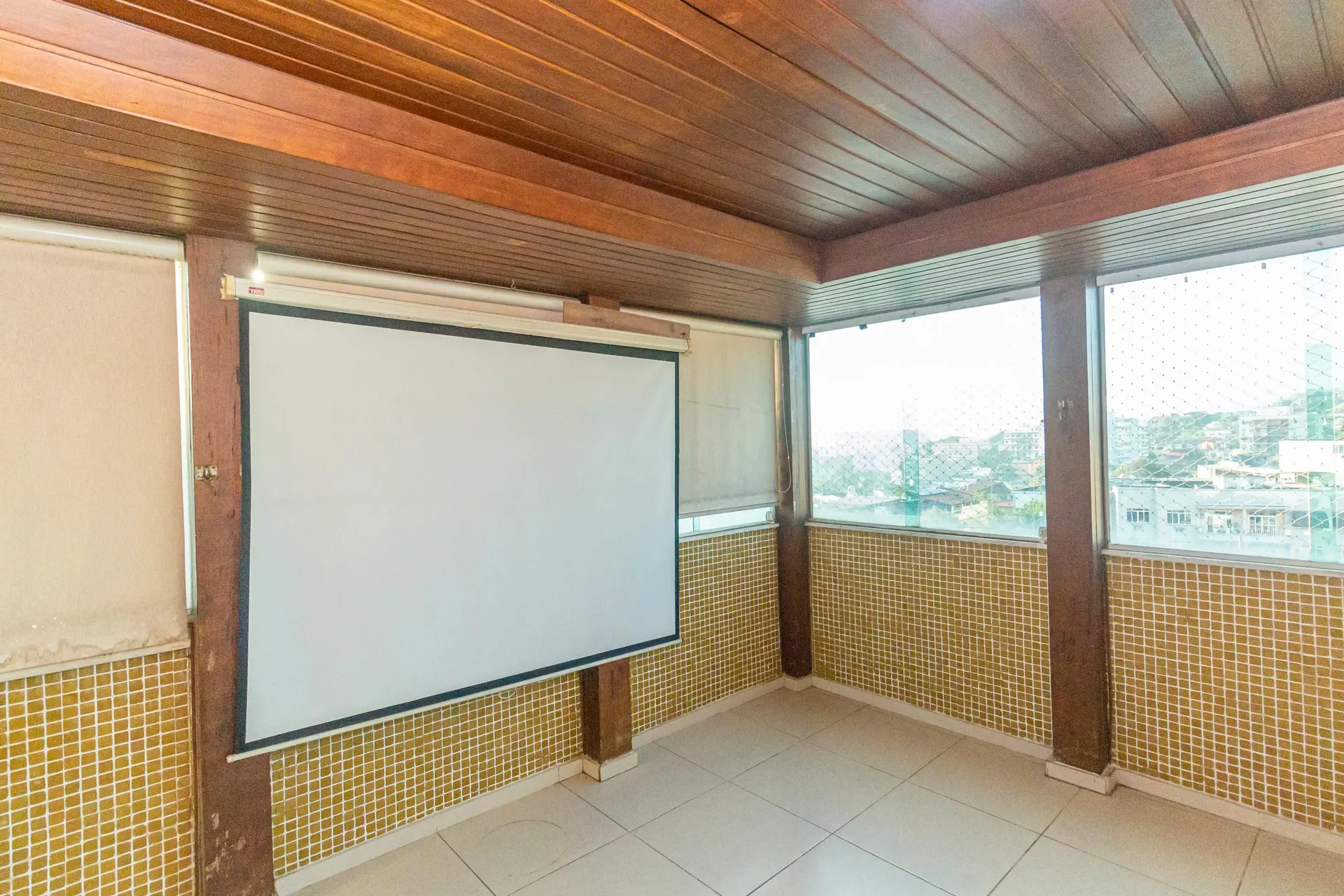 Apartamento mobiliado com 4 quartos e 3 banheiros — photo 65