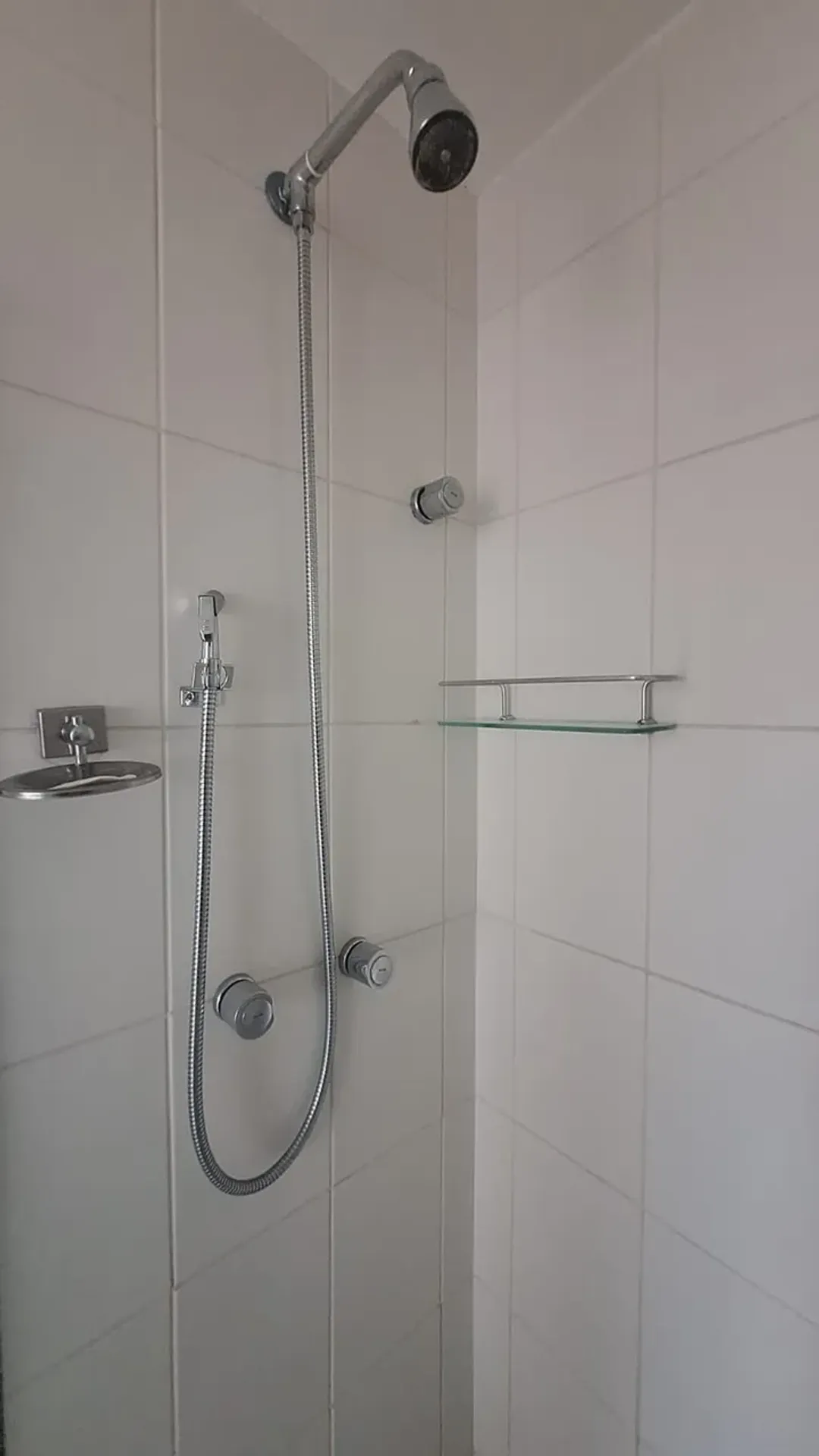 Apartment, 66 m², with a glass-enclosed balcony — photo 7