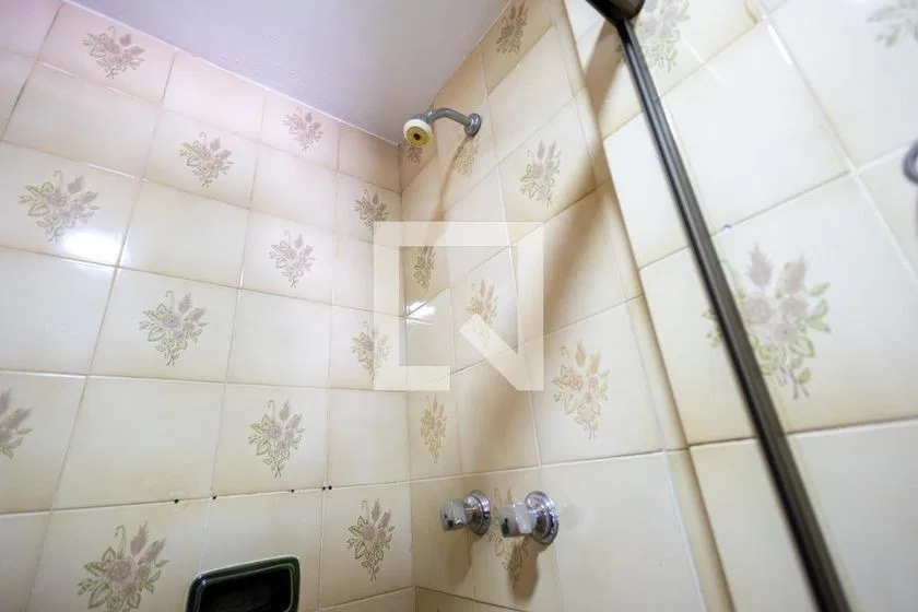 Apartment, 77 m², with wood or laminate floors — photo 13