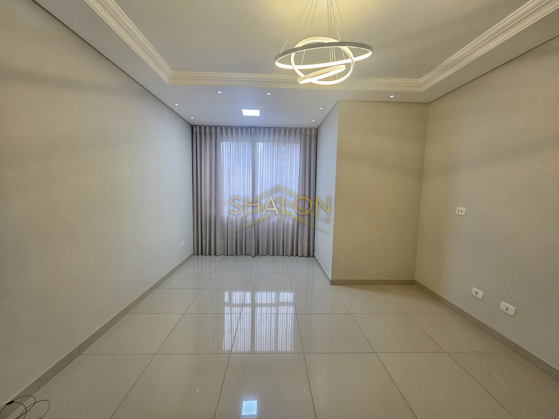 Apartment on the 2nd floor with a home office