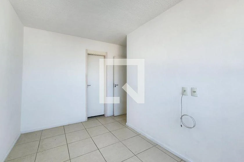 2-bedroom apartment in a building with a gym — photo 24