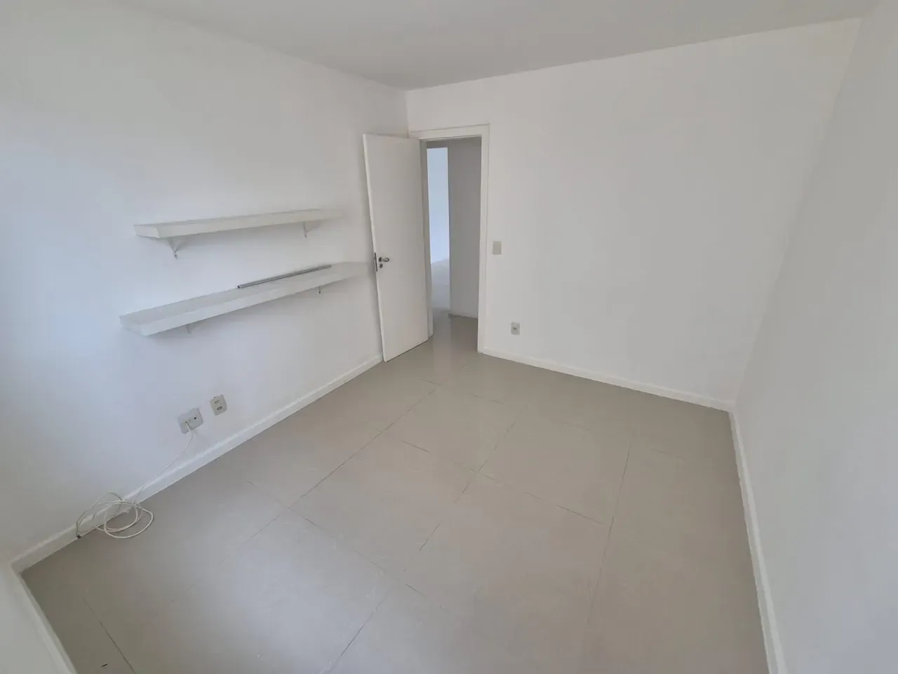 3-bedroom apartment with a home office in Rio de Janeiro — photo 17