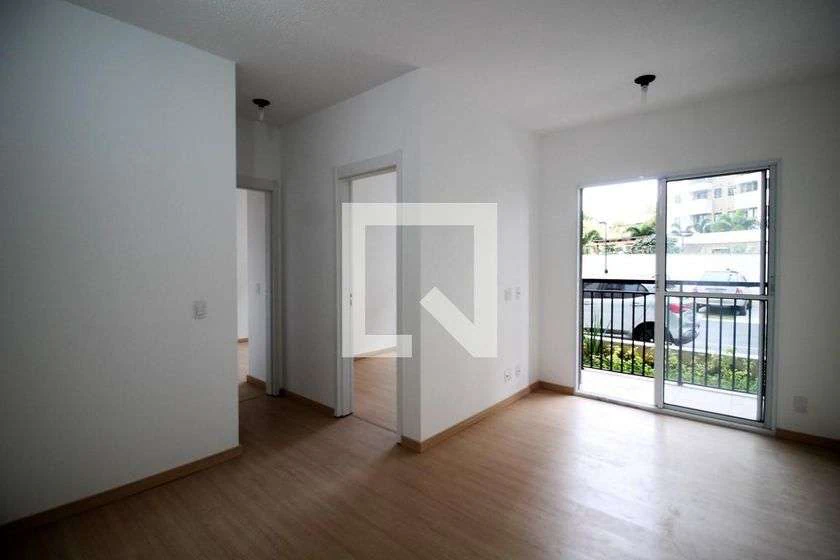 Apartamento para aluguel com 2 quartos e 48 m²