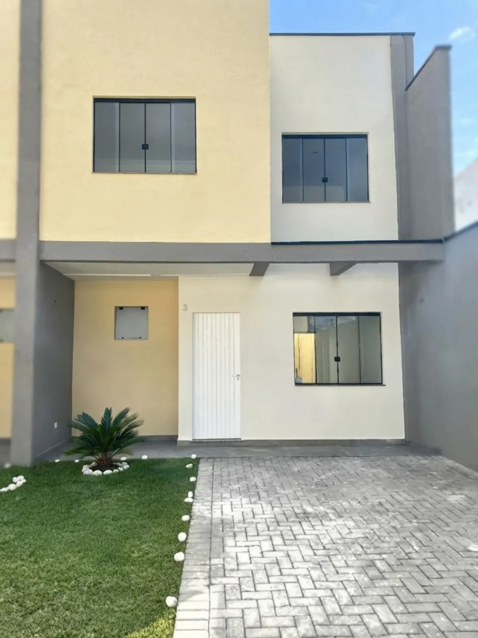 Townhouse with 3 bedrooms, 1 en-suite and 94 m² — photo 2