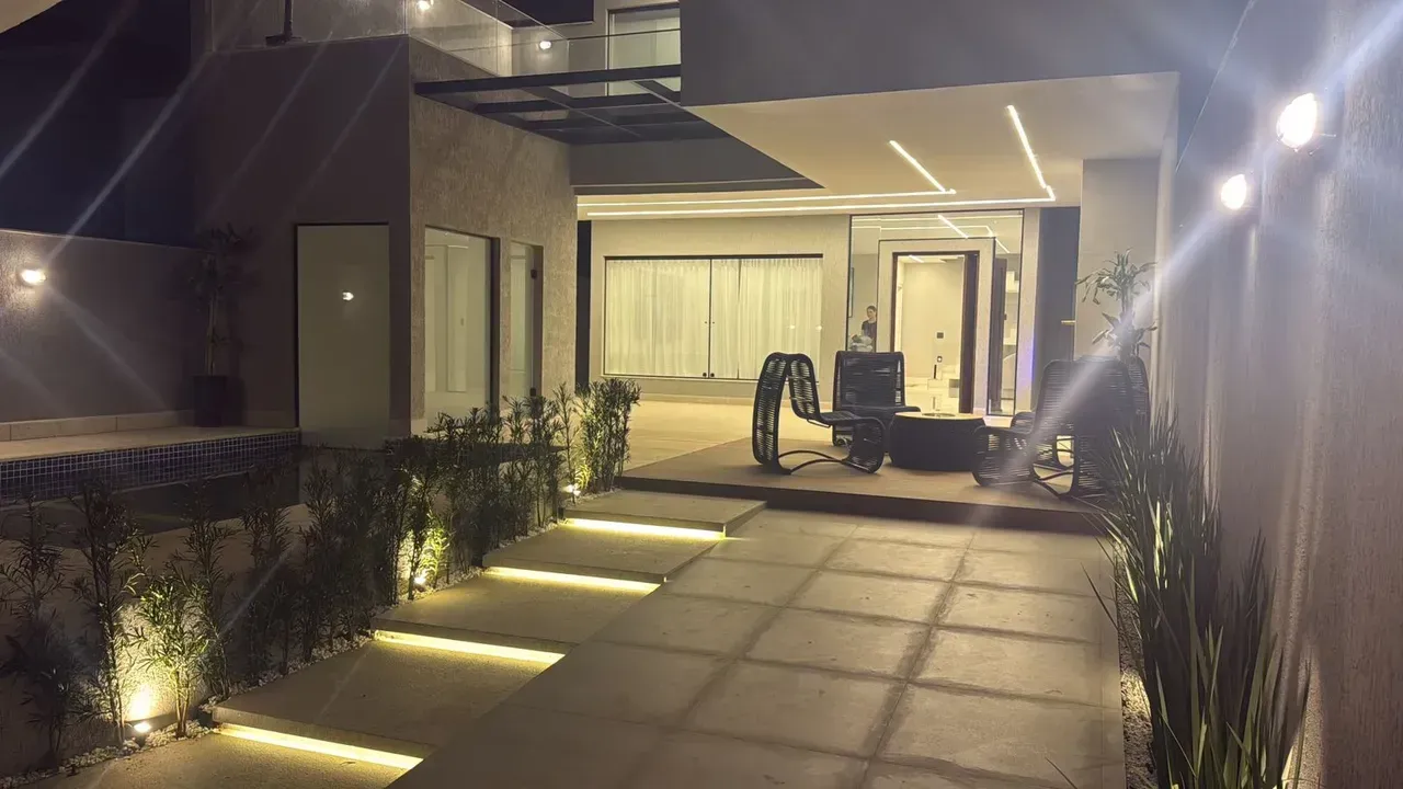 Furnished 4-suite house with 5 bathrooms — photo 14