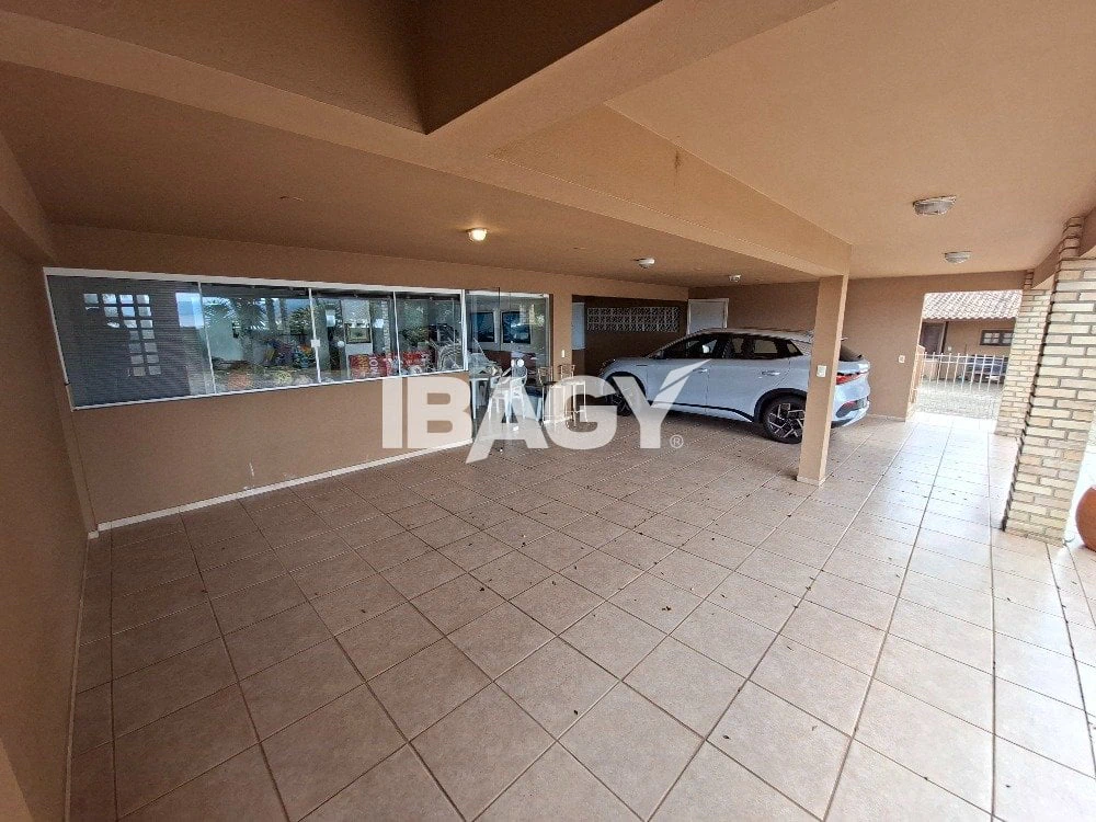Casa amueblada con 4 dormitorios y 250 m² — photo 4
