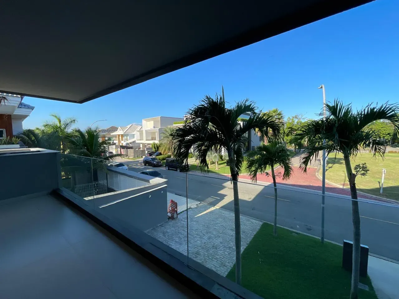 760 m² house with a private pool and a jacuzzi — photo 5