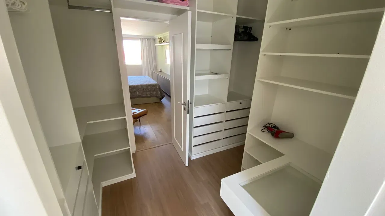 500 m² house with 4 bedrooms and a terrace — photo 37