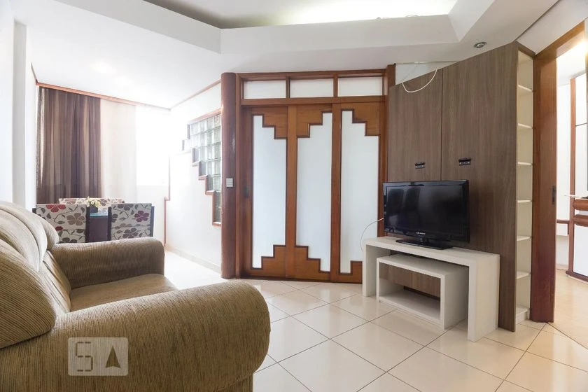 Furnished 1-bedroom apartment with 1 bathroom — photo 8