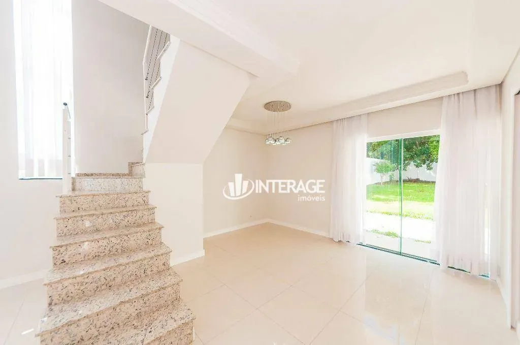 House with 3 bedrooms and a private garden — photo 4