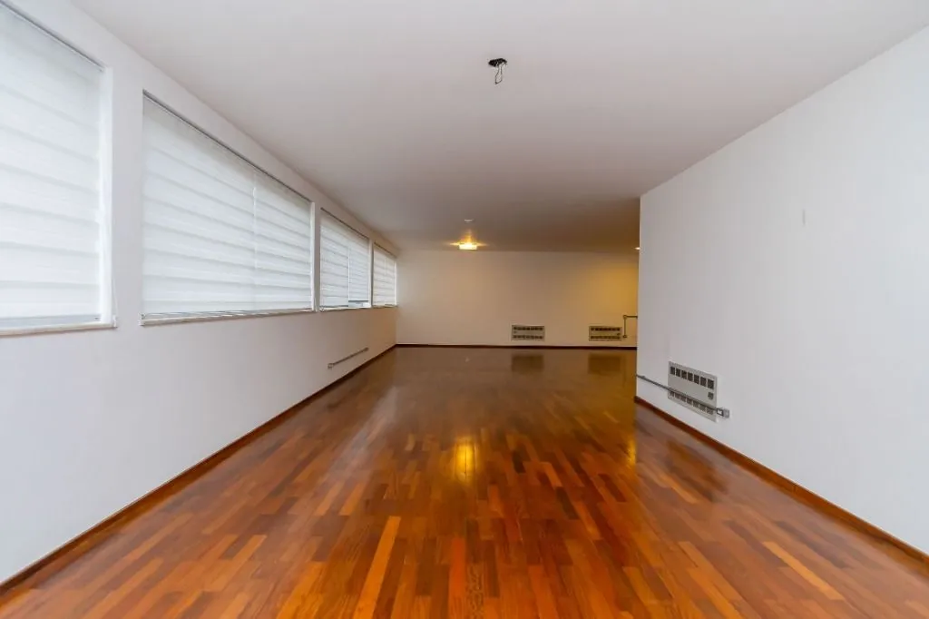 Apartamento de 3 dormitorios con 202 m² y 2 plazas — photo 6